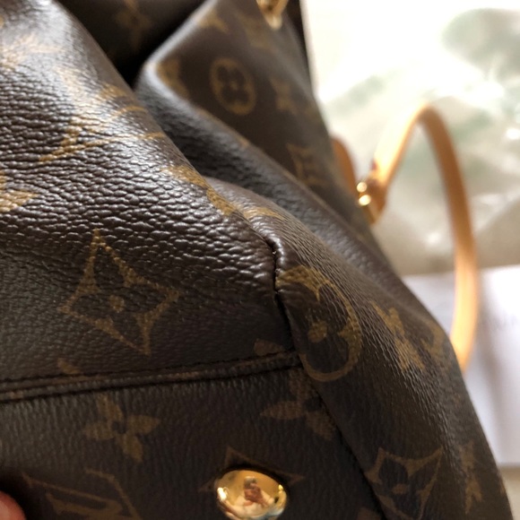 Louis Vuitton Pallas mm - Picture 11 of 11
